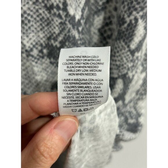 Time & Tru Womens Snake Print Short Sleeve Top Sz XL - Picture 7 of 10